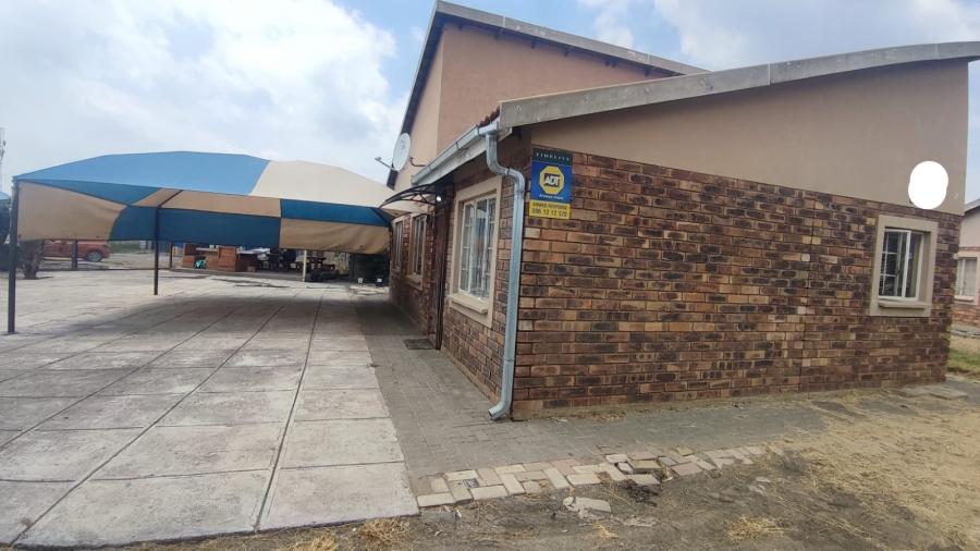 3 Bedroom Property for Sale in Seraleng North West